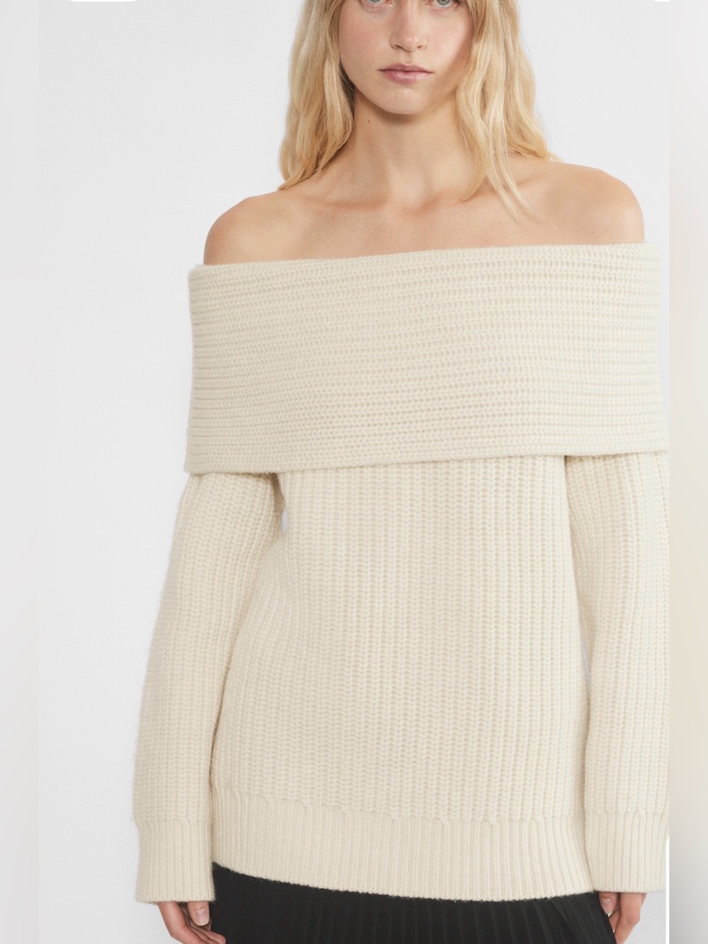 Aritzia - Wilfred Off-the-Shoulder Foldover merino wool Sweater — Cream, LARGE